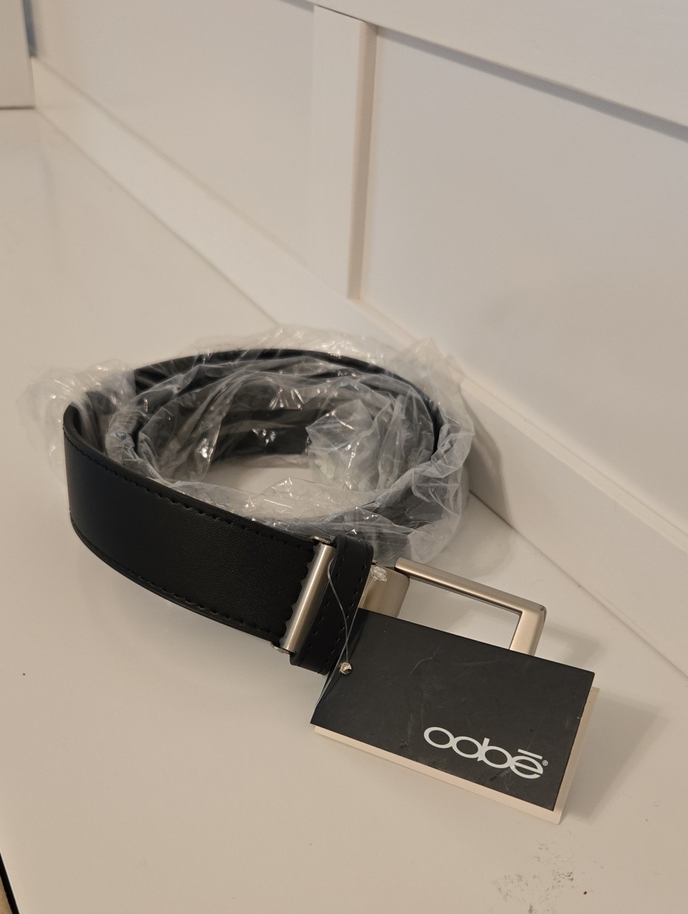 Oobe Black Leather Men's Belt Size Small Nwt